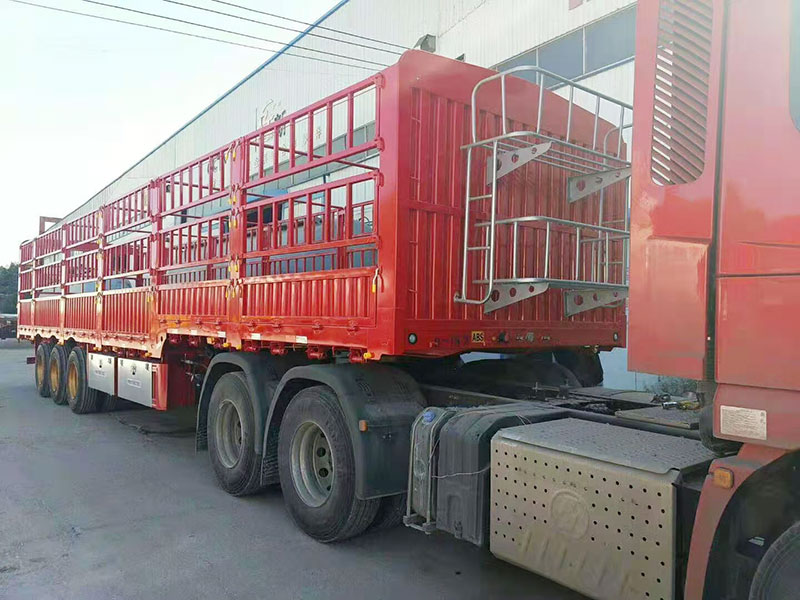 仓栏式半挂车